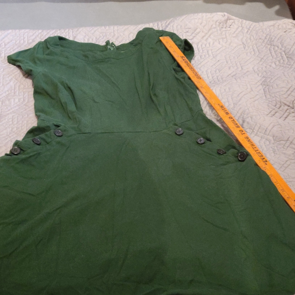 Women's green dress